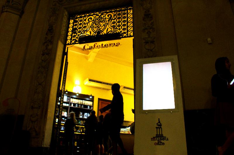 Na Cafeteria da Bolsa Oficial de Café, na cidade de Santos, você pode experimentar os melhores cafés do mundo. (Foto: La Viagem)