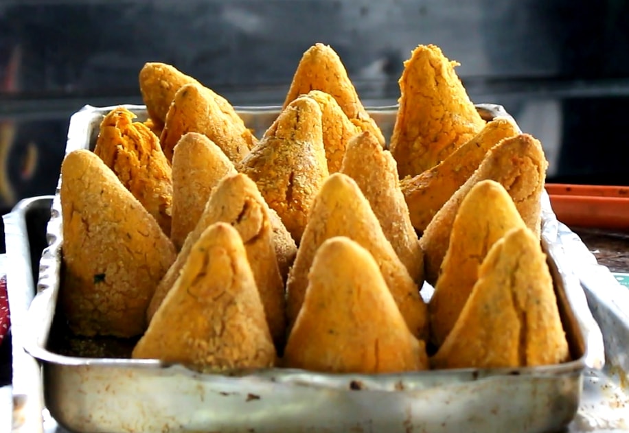 A coxinha de jaca é um dos pedidos preferidos do público no Caiçara Vegan Fest, na cidade de Santos, litoral de São Paulo (Foto: La Viagem)