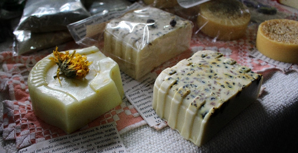 O visitante encontrará muitos trabalhos artesanais no Caiçara Vegan Fest, na cidade de Santos, litoral de São Paulo (Foto: La Viagem)