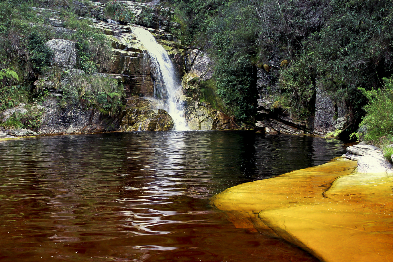 Localizado no estado de Minas Gerais, região Sudeste do Brasil, próximo as cidades de Lima Duarte e Santa Rita do Ibitipoca, o Parque Estadual do Ibitipoca é um outro paraíso nacional. (Foto: La Viagem)
