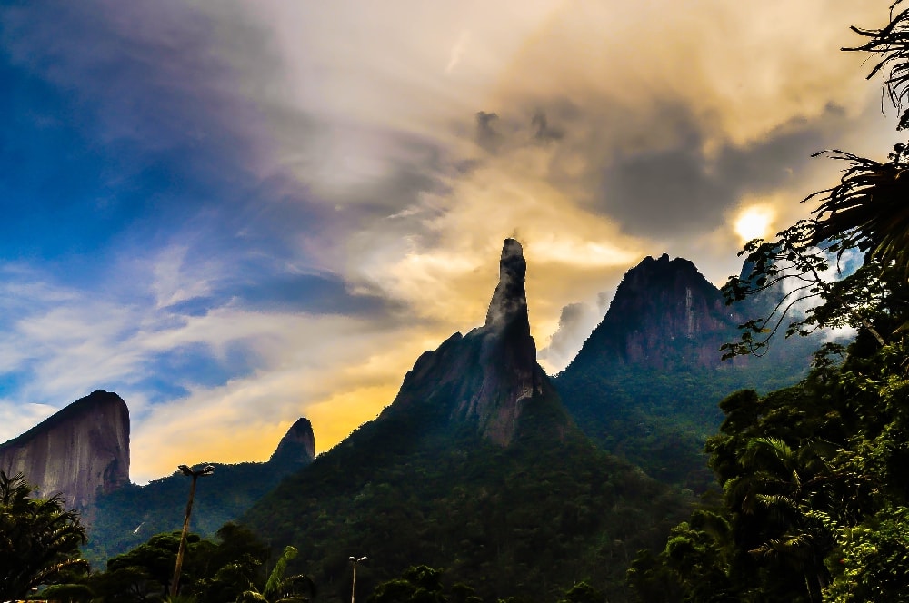O Parque Nacional da Serra dos Órgãos, é composto por uma extensa área de 20 mil hectares que abrange os municípios de Teresópolis, Petrópolis, Magé e Guapimirim no Rio de Janeiro. (Foto: La Viagem)