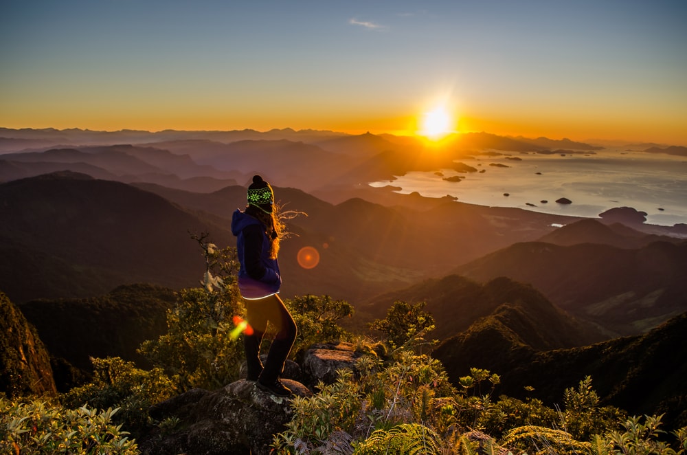 A Pedra da Macela tem uma paisagm impressionante a 1.900m de altitude. (Divulgação/Internet)
