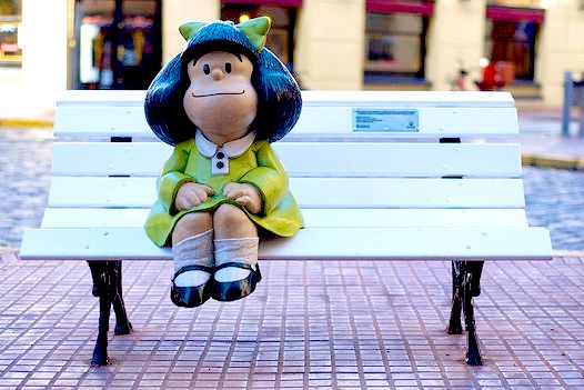 Estátua da Mafalda em Buenos Aires, Argentina.