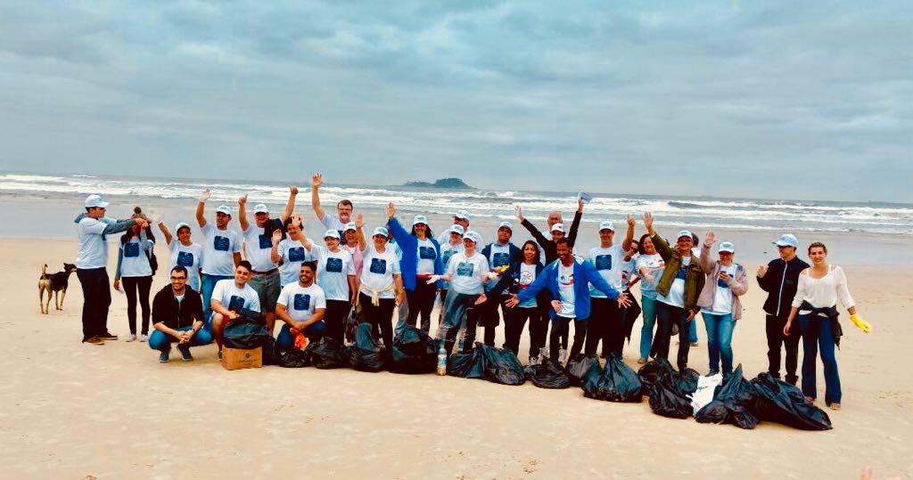 Projeto Guarujá Praias Limpas (Divulgação: La Viagem)