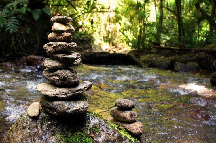 Land Art: A incrível técnica de Empilhamento de Pedras encontrada no PETAR