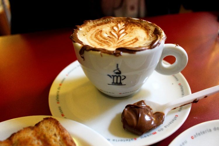 Que tal experimentar os melhores cafés do mundo? Conheça a Bolsa Oficial de Café
