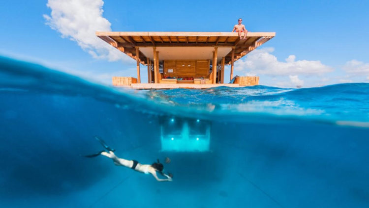 Uma Viagem No Balanço do Mar