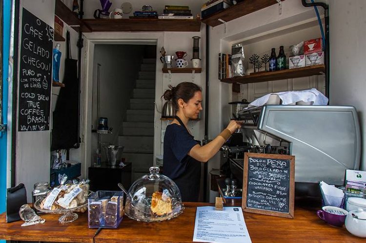 The Little Coffee Shop: a Cafeteria de Apenas 2 metros Quadrados